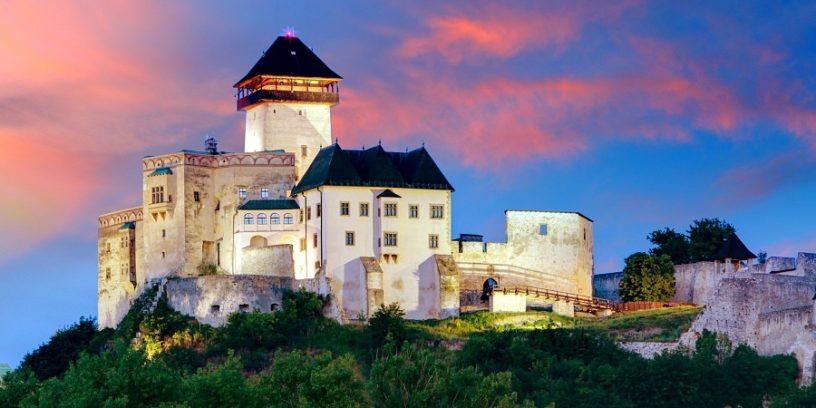Словакия замок Тренчин