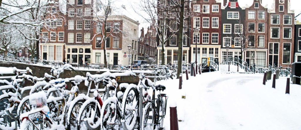 зима в Амстердаме