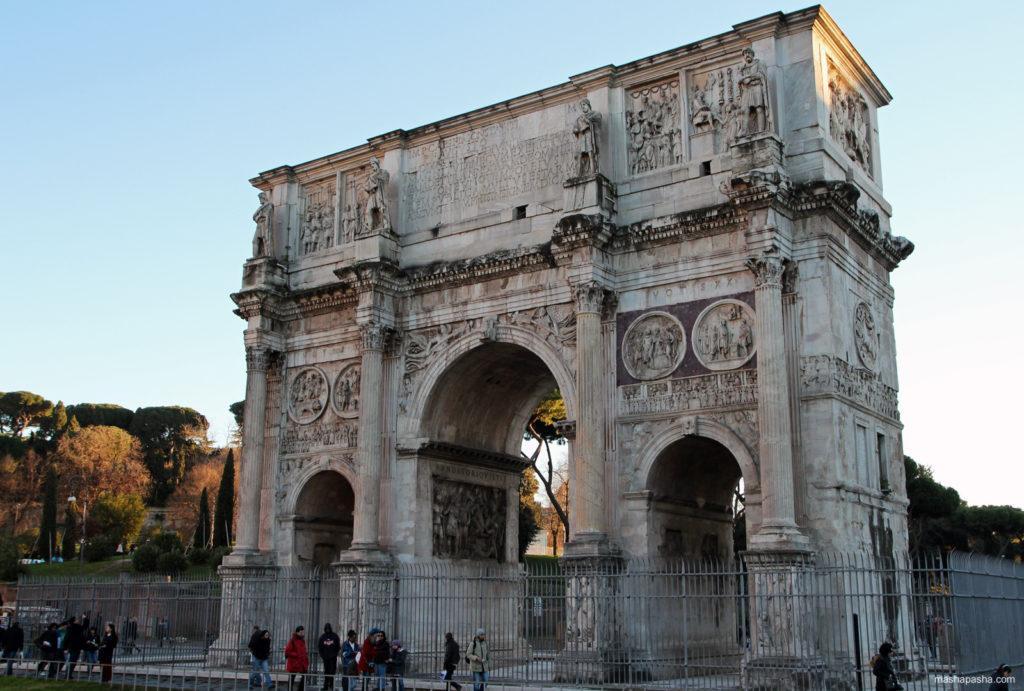 арка Константина в Риме
